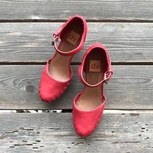 NWOT Dolce Vita red platform heels